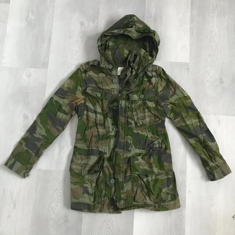J CREW CAMO GREEN PARKA JACKET GREEN HOODED ZIP BUTTON WOMENS XS